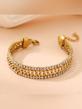 18 KT Gold Over Titanium Sapphire Bracelet